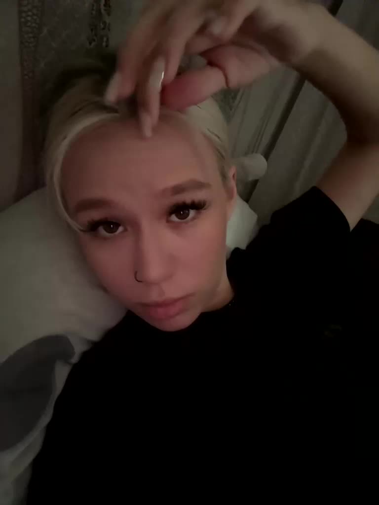 askorbinkiii Live Sex December 13, 2025