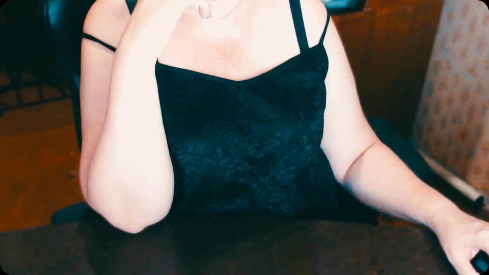 Alisa1917 Live Sex December 17, 2025