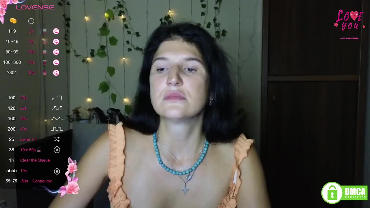 AliannaSoloKisses Live Sex December 14, 2025