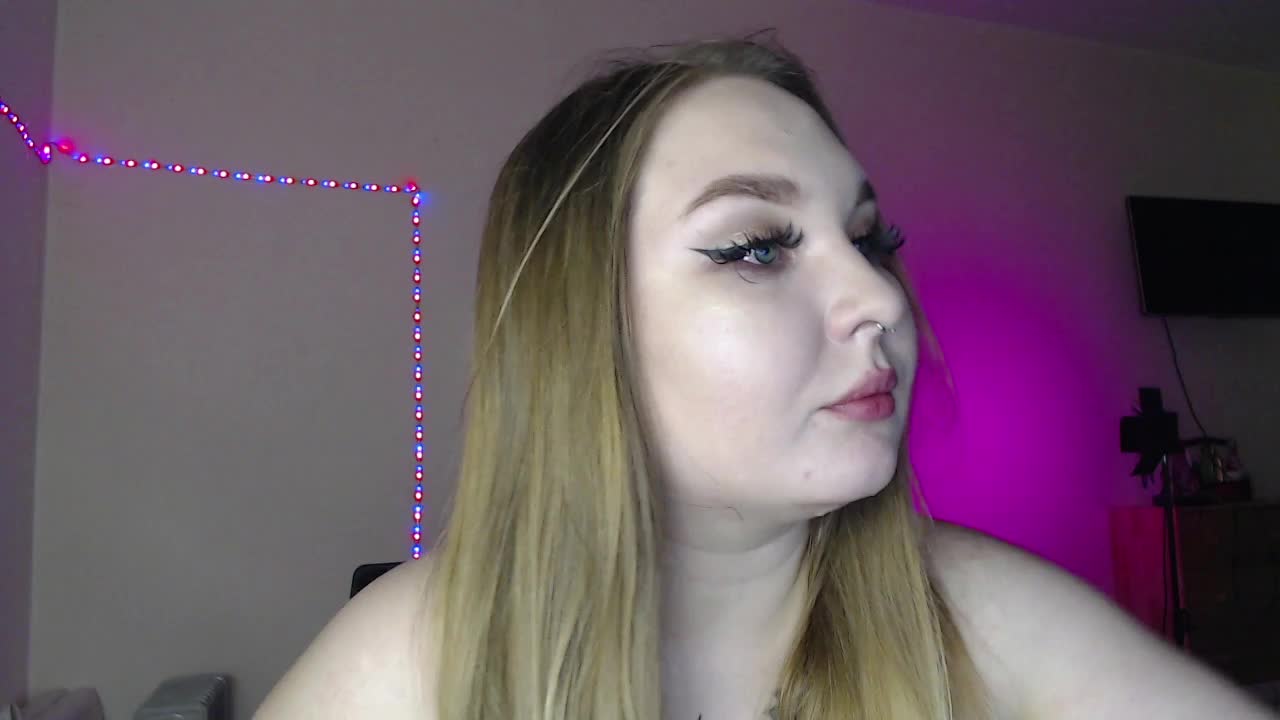 Greeenfriends6969 Live Sex December 13, 2025