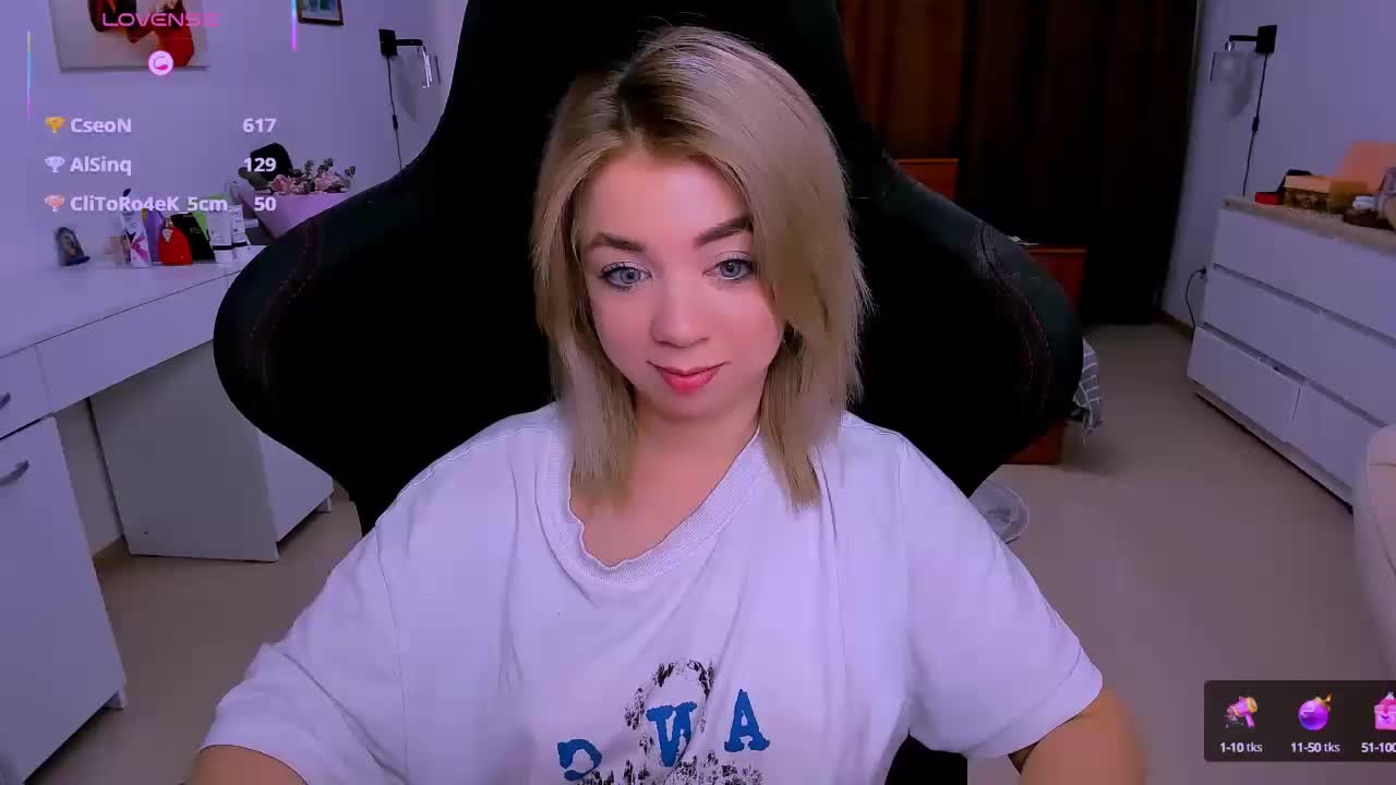 BabyNicole Live Sex December 14, 2025