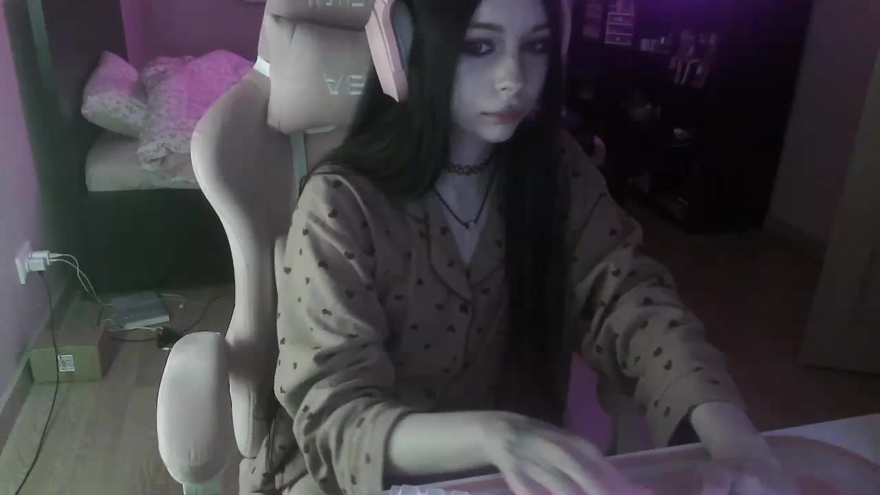 dolls_tear Live Sex December 13, 2025