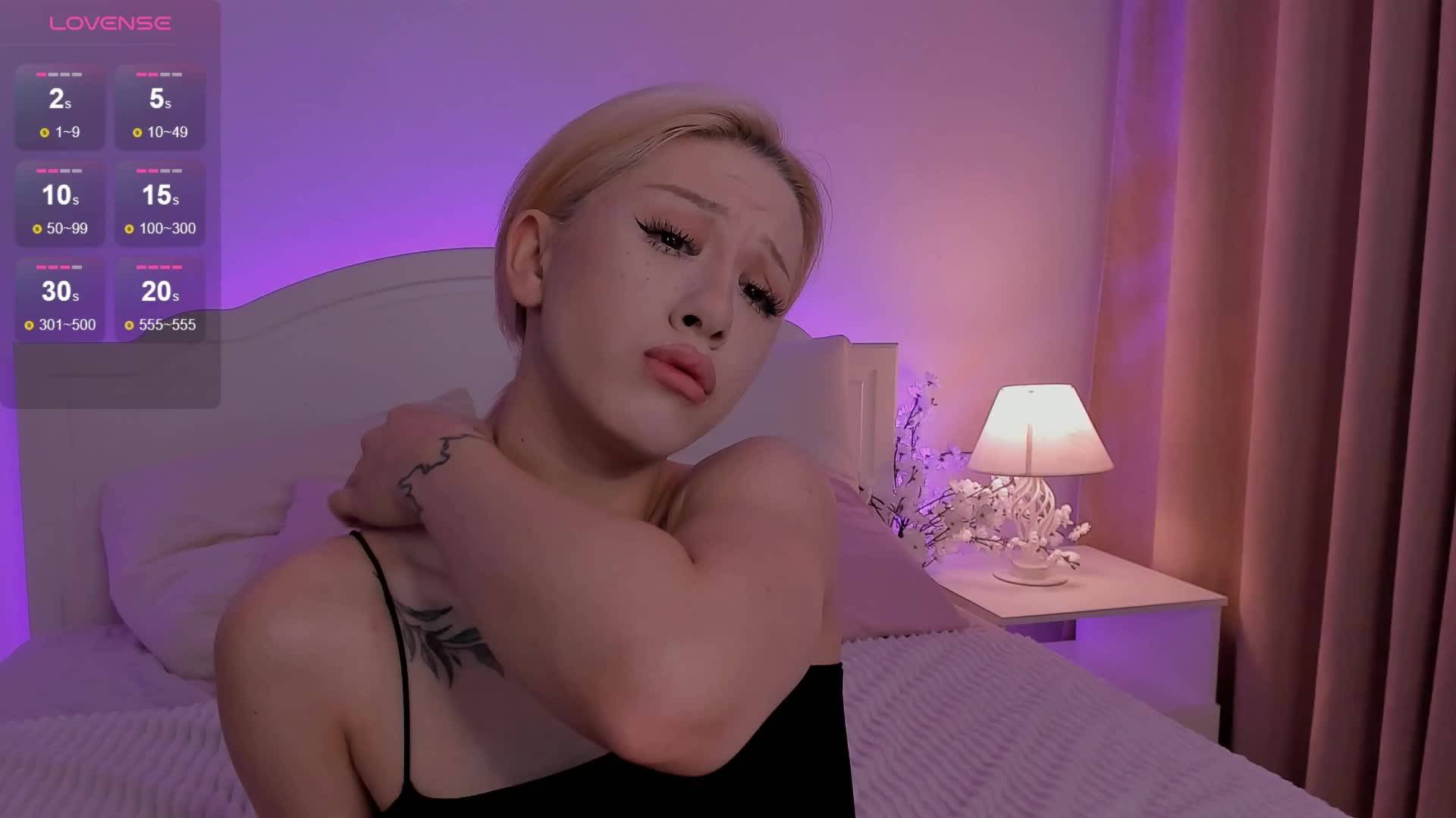 Necucubi Live Sex December 17, 2025