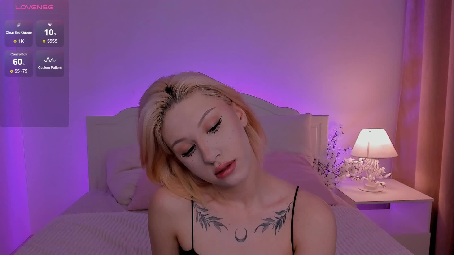 Necucubi Live Sex December 17, 2025