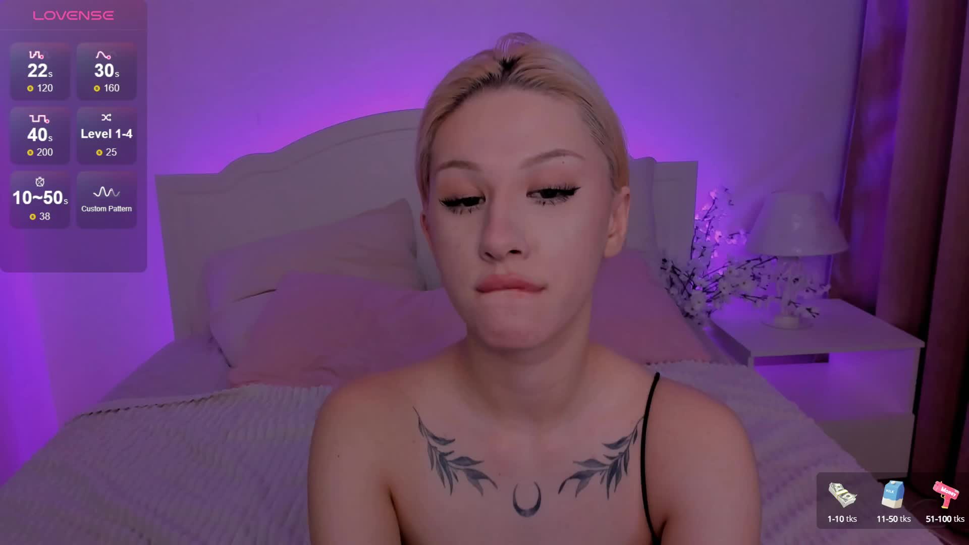 Necucubi Live Sex December 17, 2025