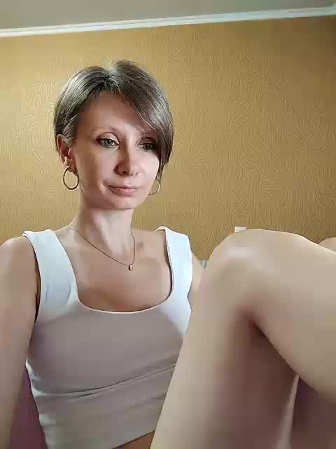 -Christina- Live Sex December 14, 2025