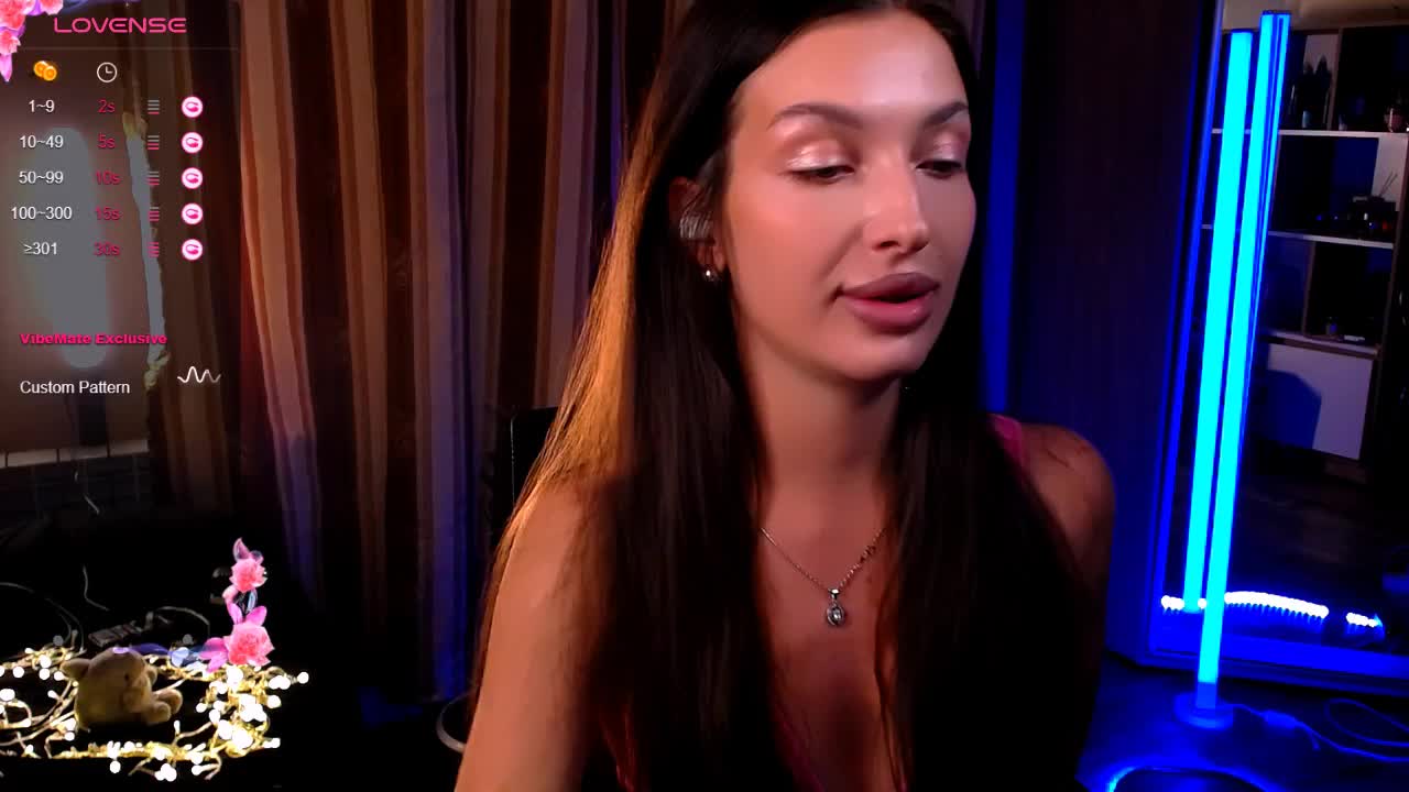LauraBess Live Sex December 17, 2025