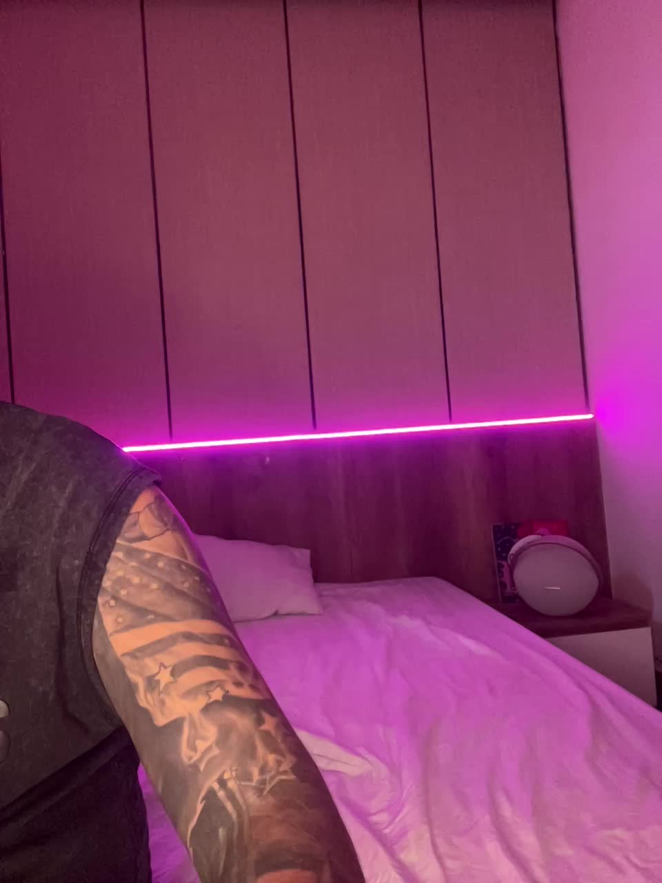 Twins666 Live Sex December 14, 2025