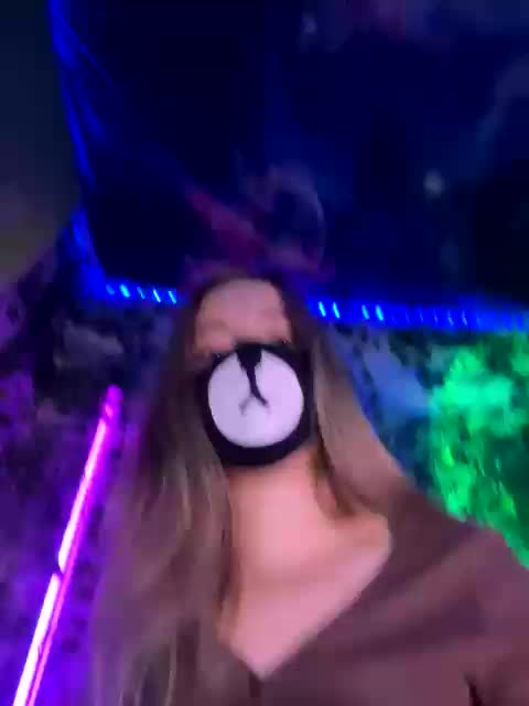 -Summer- Live Sex December 17, 2025