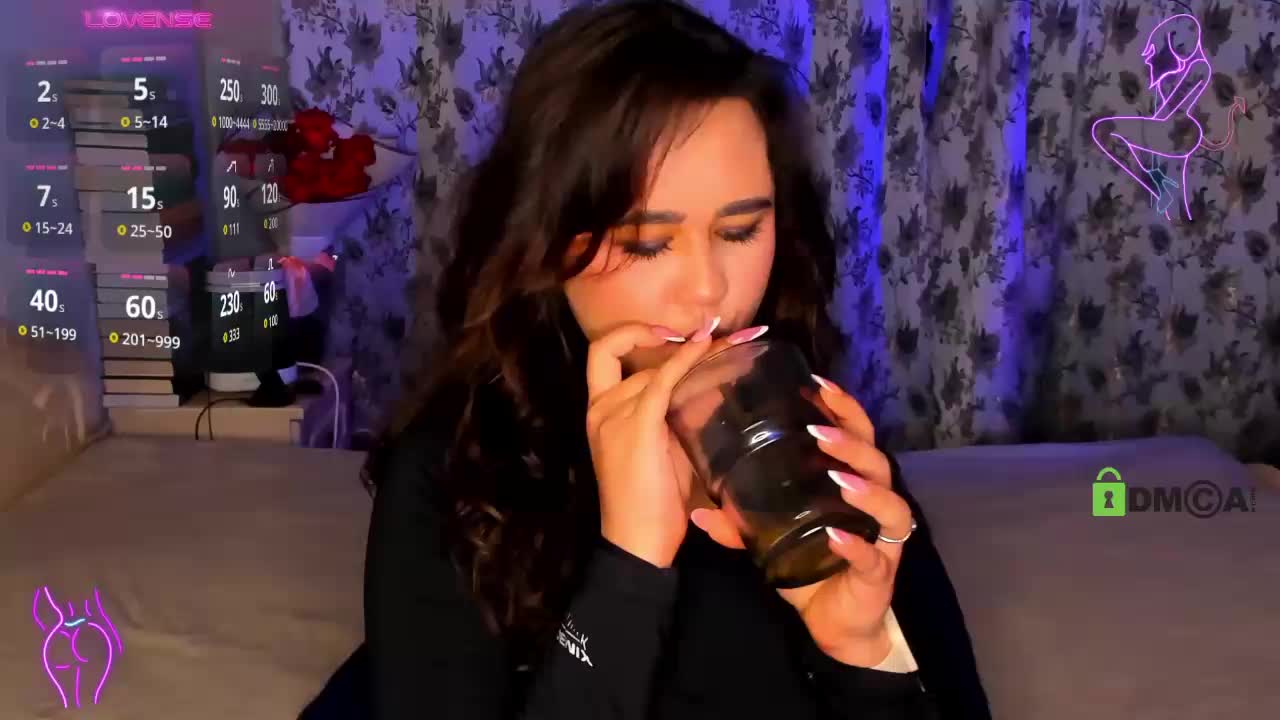 -Carolina- Live Sex December 17, 2025