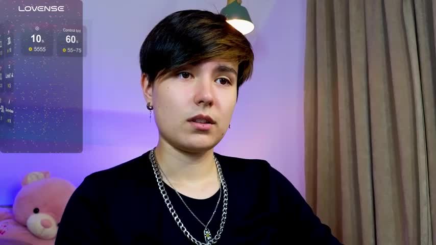 CharlieeAdams Live Sex December 14, 2025