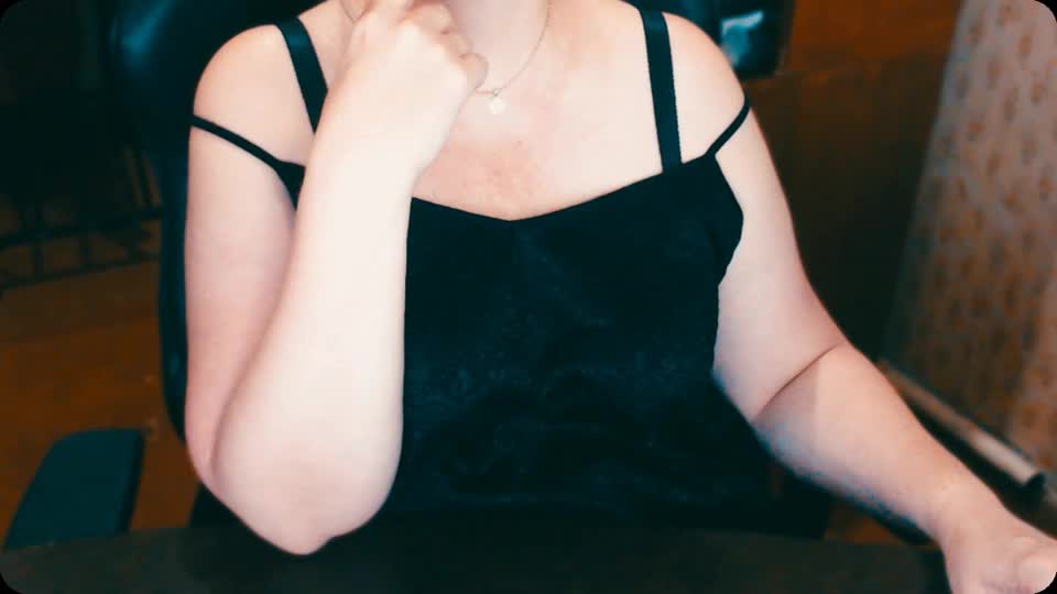 Alisa1917 Live Sex December 17, 2025