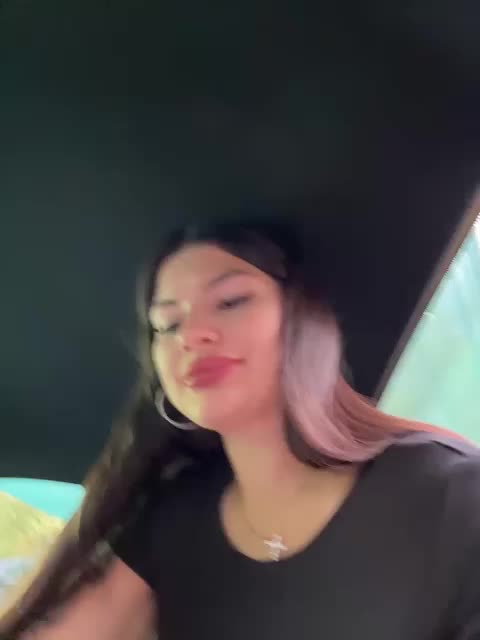 -MaybeBaby- Live Sex December 18, 2025