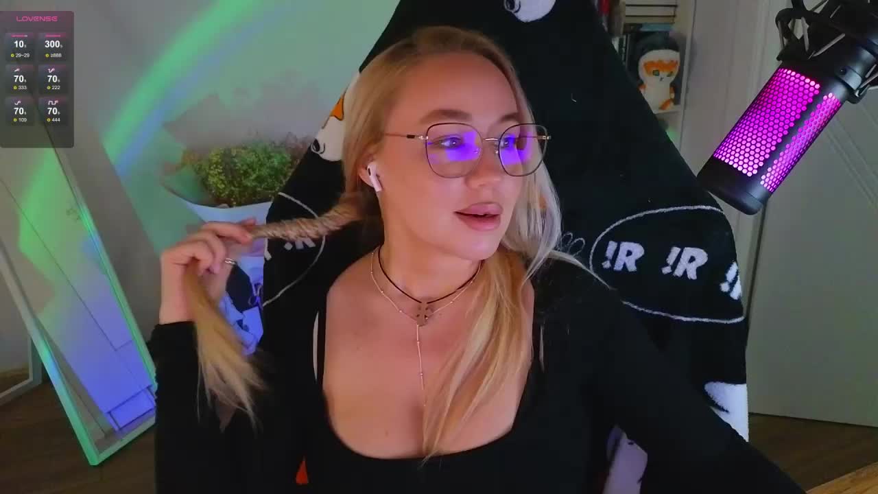 Emili1- Live Sex December 12, 2025