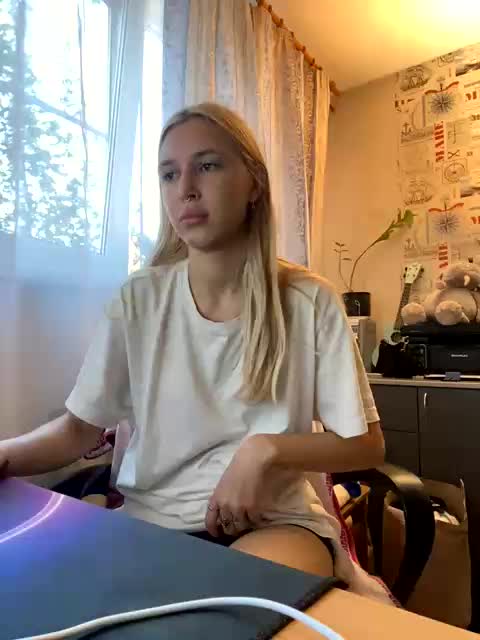 lina_wap Live Sex December 20, 2025