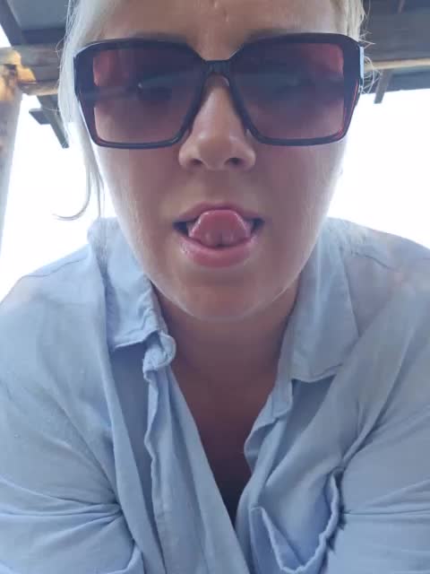 yuliia_3003 Live Sex December 15, 2025