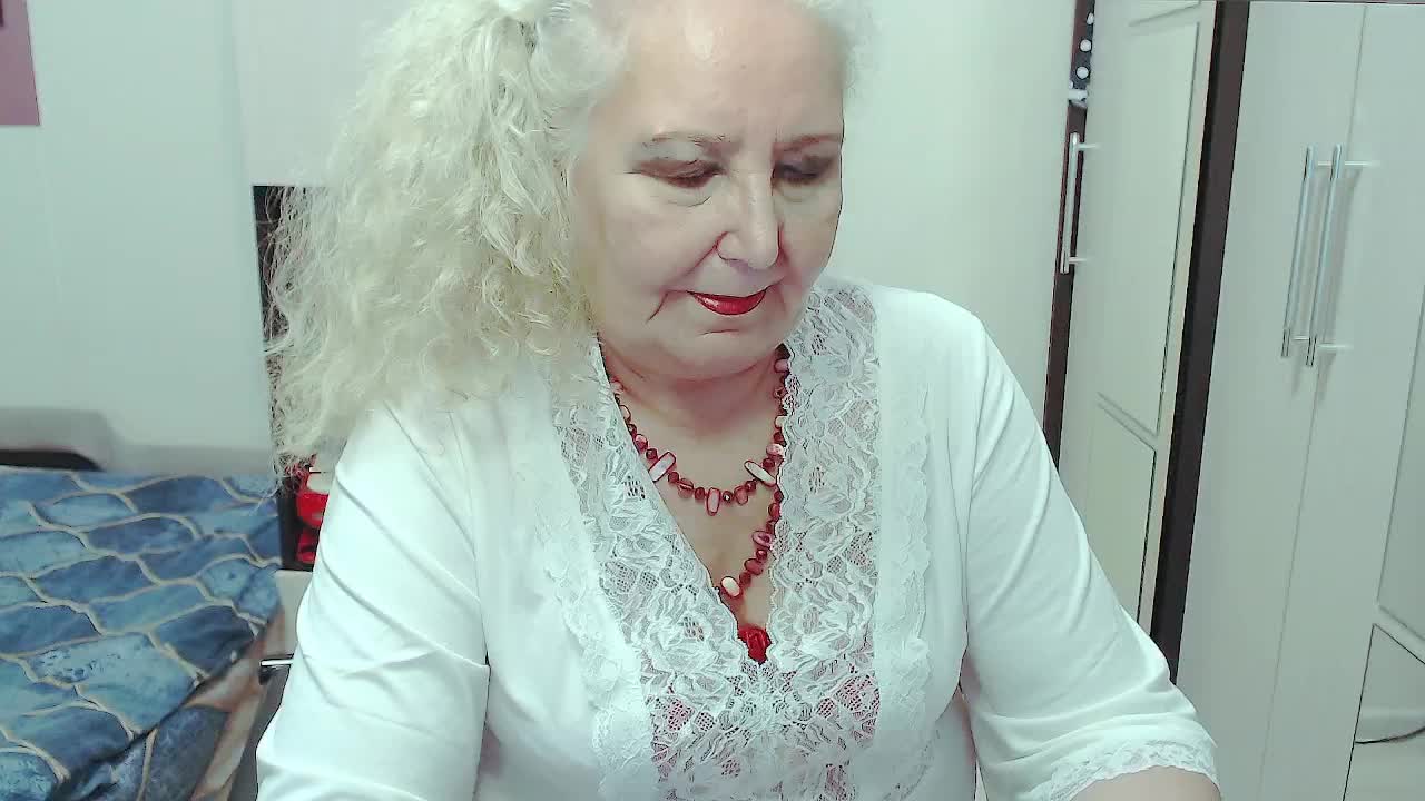 GrannyWants Live Sex December 17, 2025