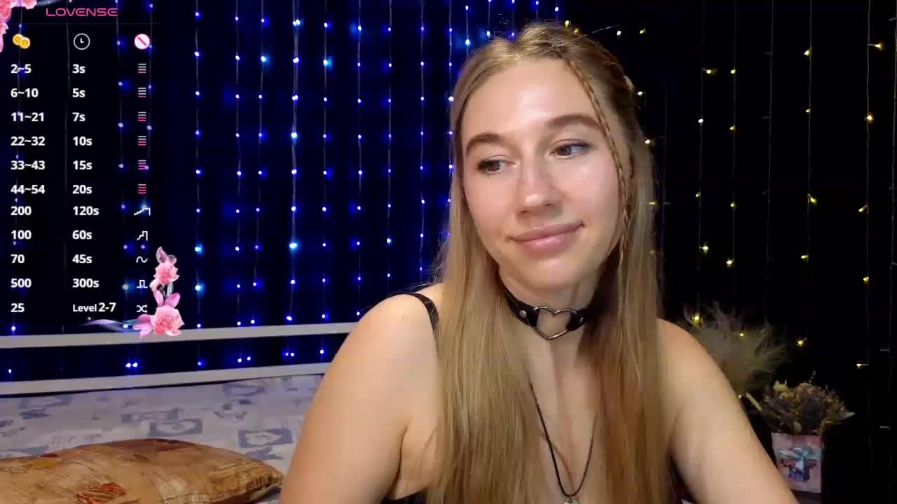 kiskaWEDNESDAY Live Sex December 18, 2025