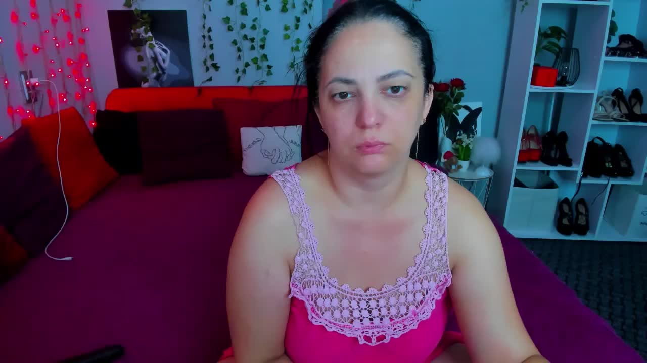 DarlingMilf Live Sex December 14, 2025