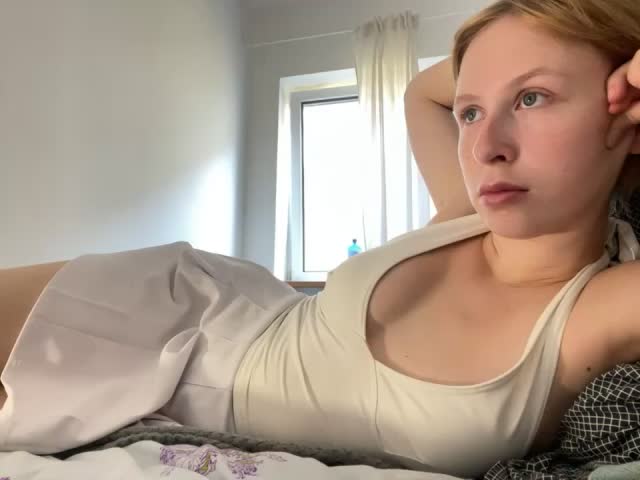 Lisa-5329 Live Sex December 14, 2025