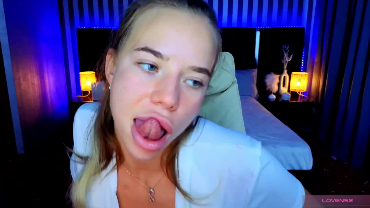 SexyIrinka Live Sex December 18, 2025