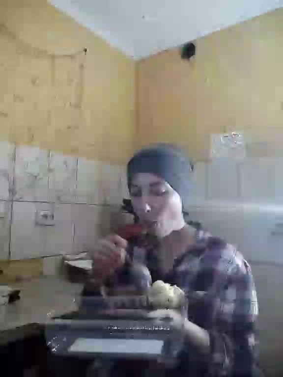 Kira700cams Live Sex December 14, 2025