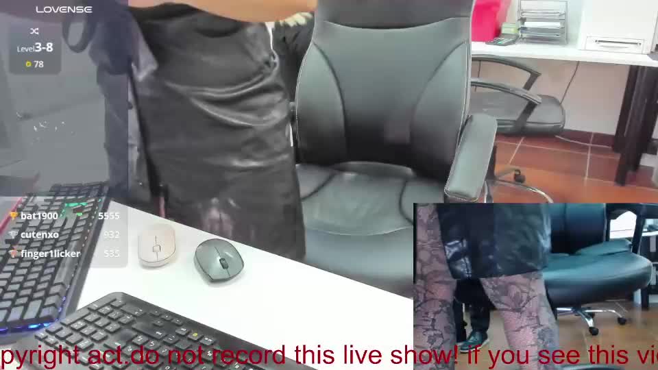 milf_viktoria Live Sex December 17, 2025