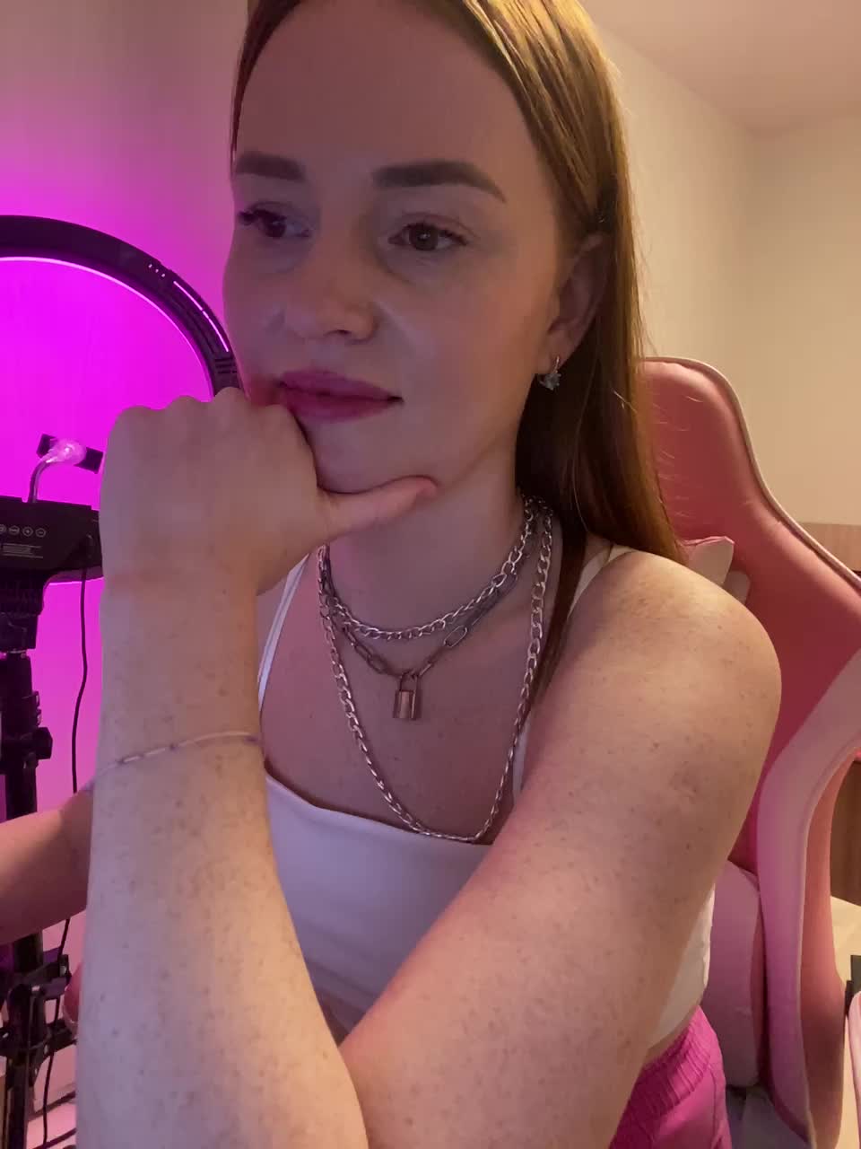 Lisichkina Live Sex December 14, 2025