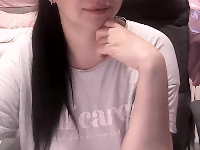 NikaKrasina Live Sex December 14, 2025