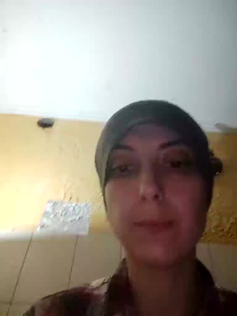 Kira700cams Live Sex December 14, 2025