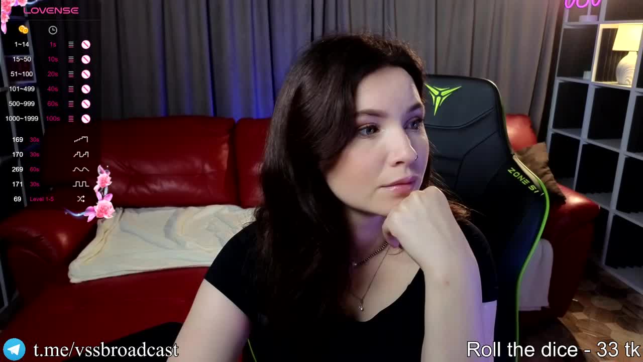 Hidden_boobs Live Sex December 14, 2025