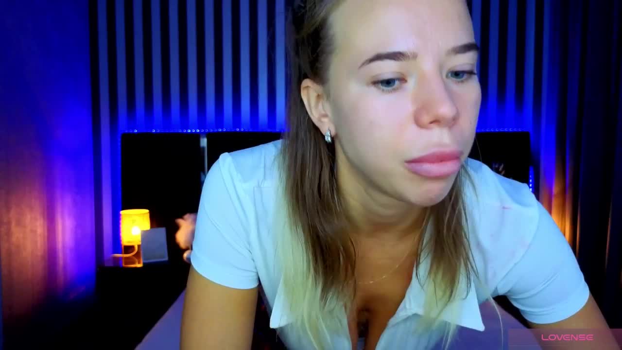 SexyIrinka Live Sex December 18, 2025