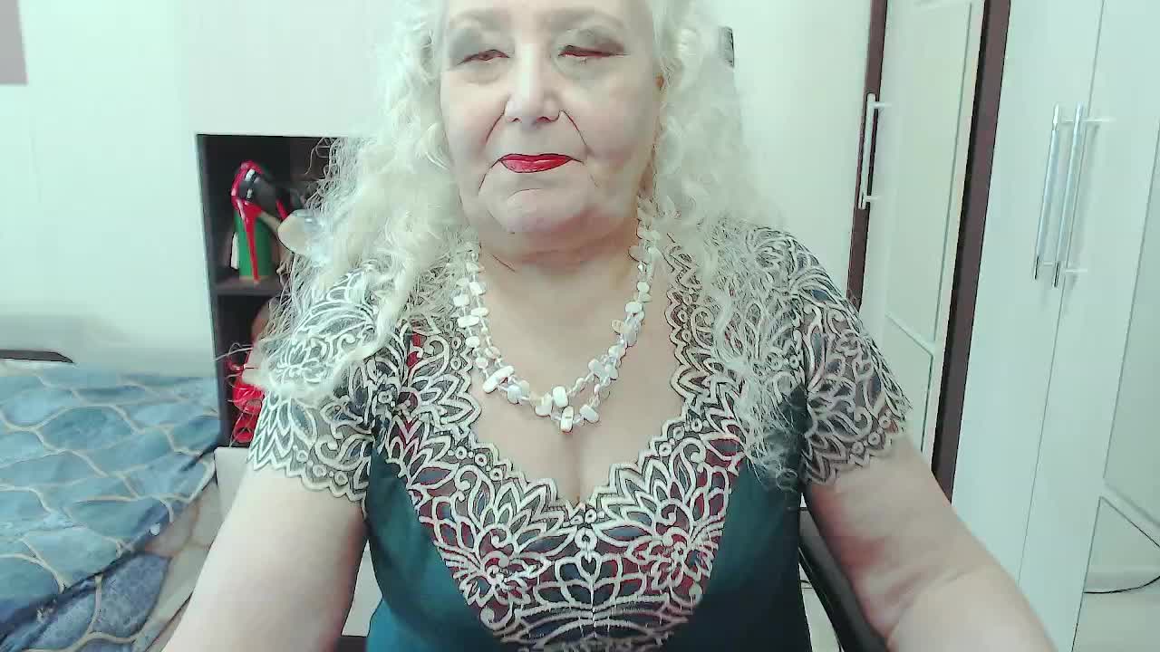 GrannyWants Live Sex December 17, 2025