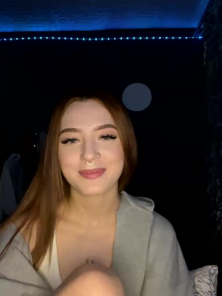 Bestie1-1 Live Sex December 13, 2025