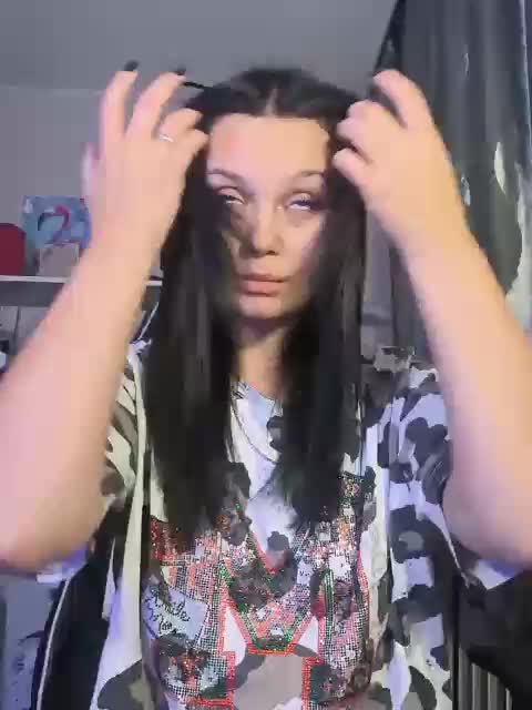 _Milashka_ Live Sex December 17, 2025