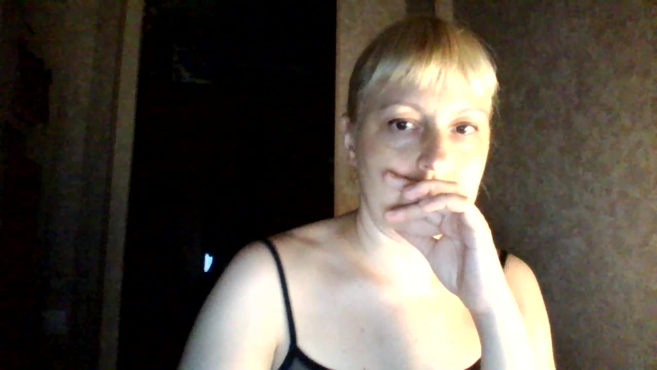 krisss2016 Live Sex December 15, 2025