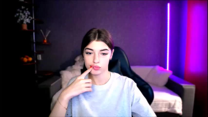 dianaa_lee Live Sex December 13, 2025
