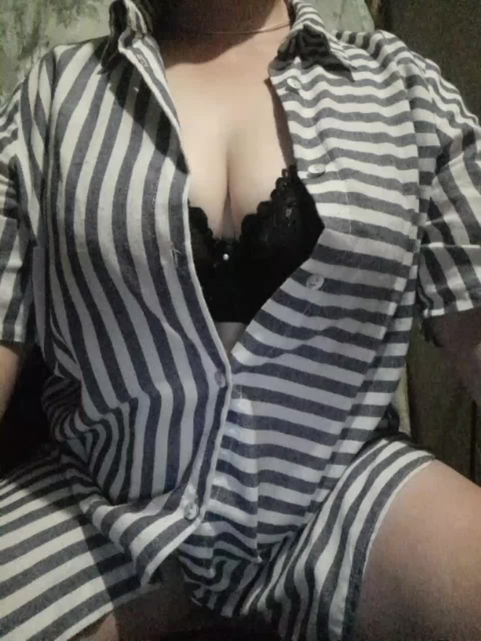 Iriska2025 Live Sex December 19, 2025