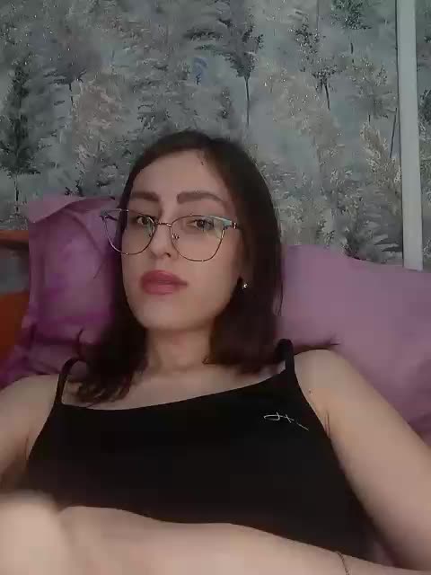 kiska-kira Live Sex December 14, 2025