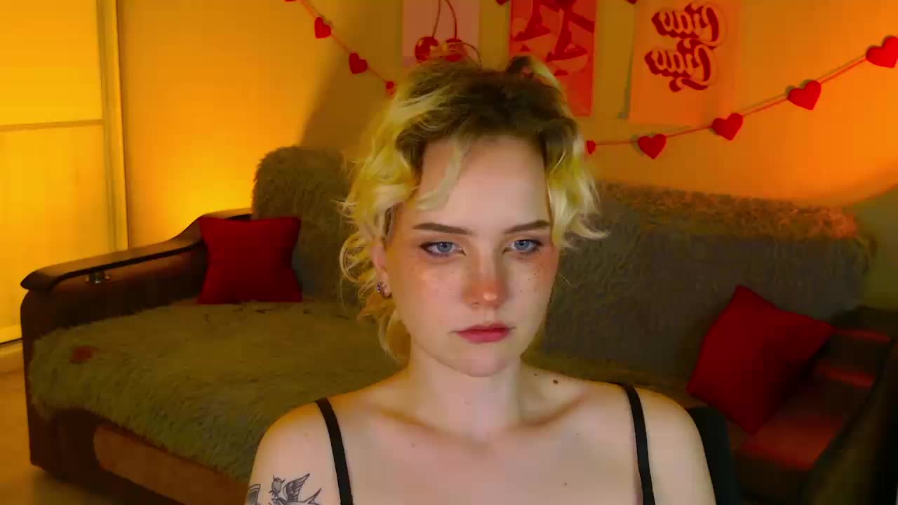 Cool-Love Live Sex December 17, 2025