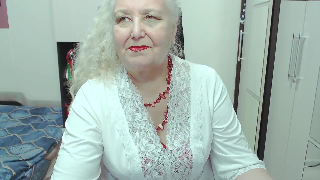 GrannyWants Live Sex December 17, 2025