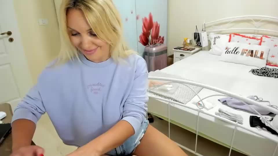 tiffany0 Live Sex September 4, 2025