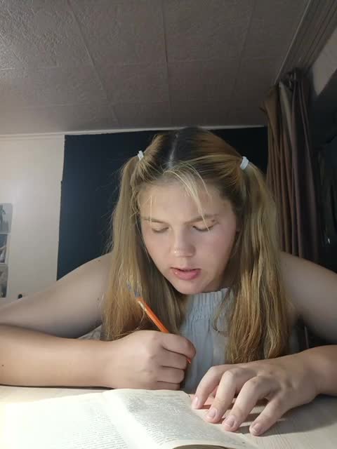 Kakdelaman Live Sex December 14, 2025