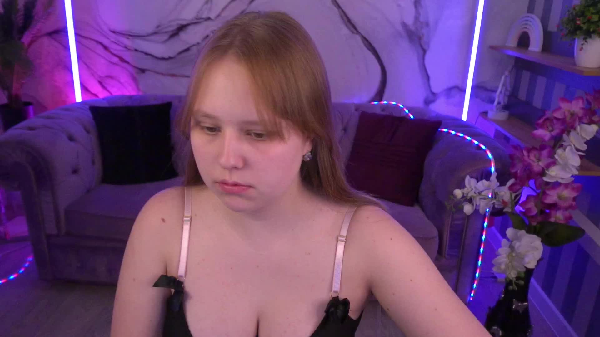 CrystallPaws Live Sex December 18, 2025