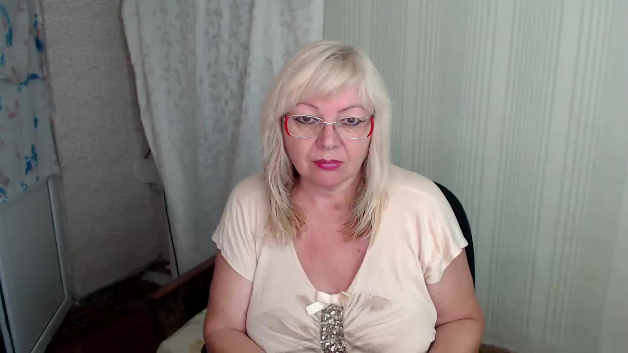 EvelynLoveShy Live Sex December 17, 2025