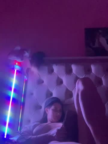 Flossy_Vettie Live Sex December 18, 2025