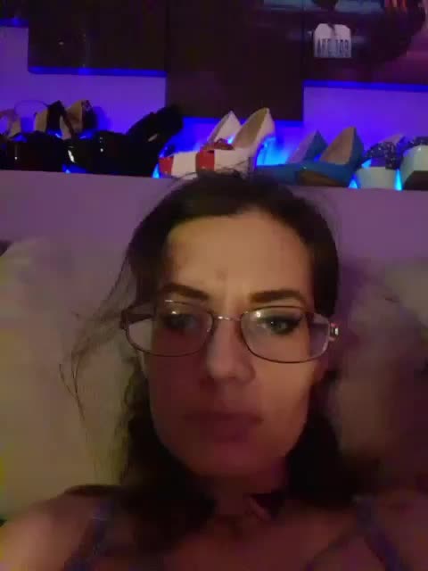 analiMilana Live Sex December 14, 2025