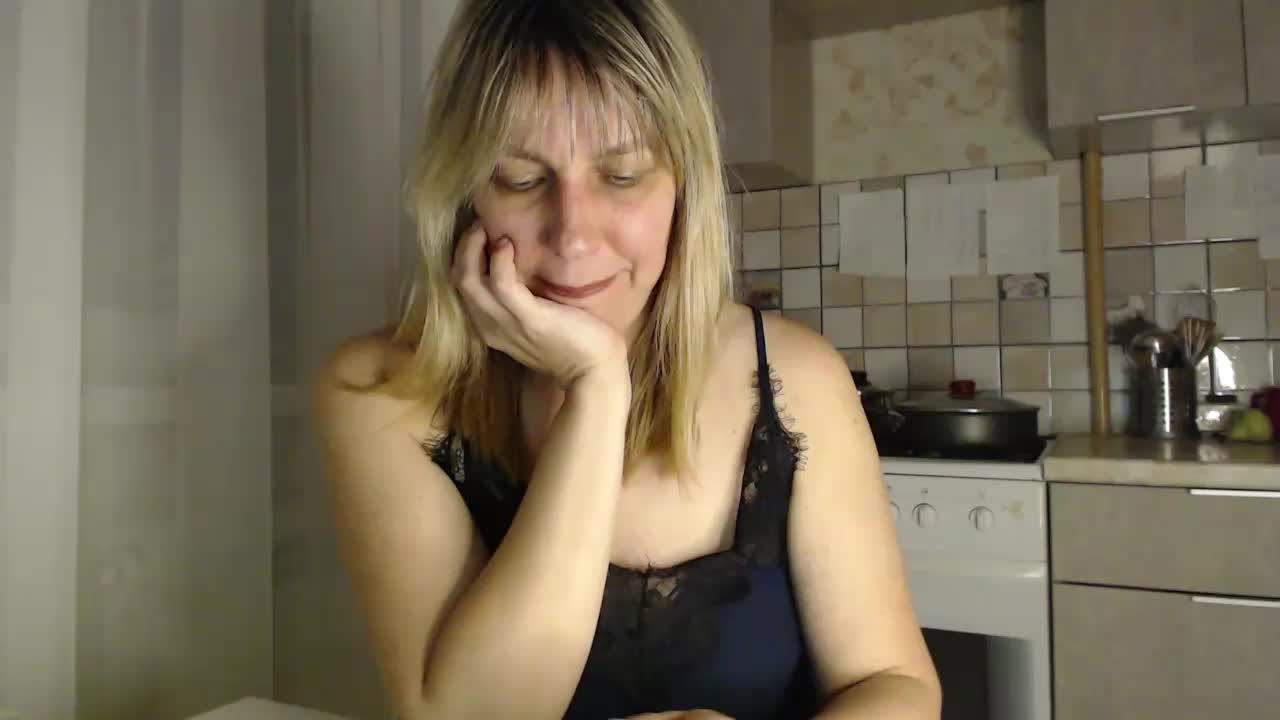 Karmella Live Sex December 13, 2025