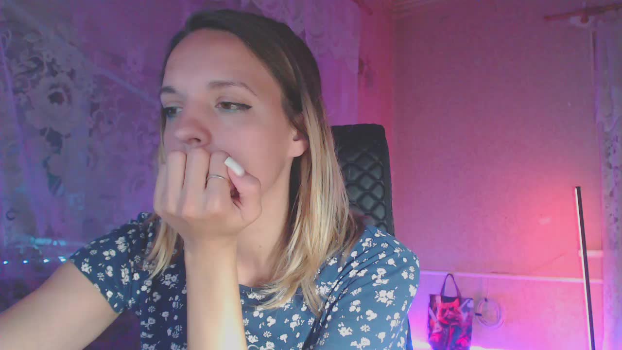 Babymuro4ka Live Sex December 17, 2025