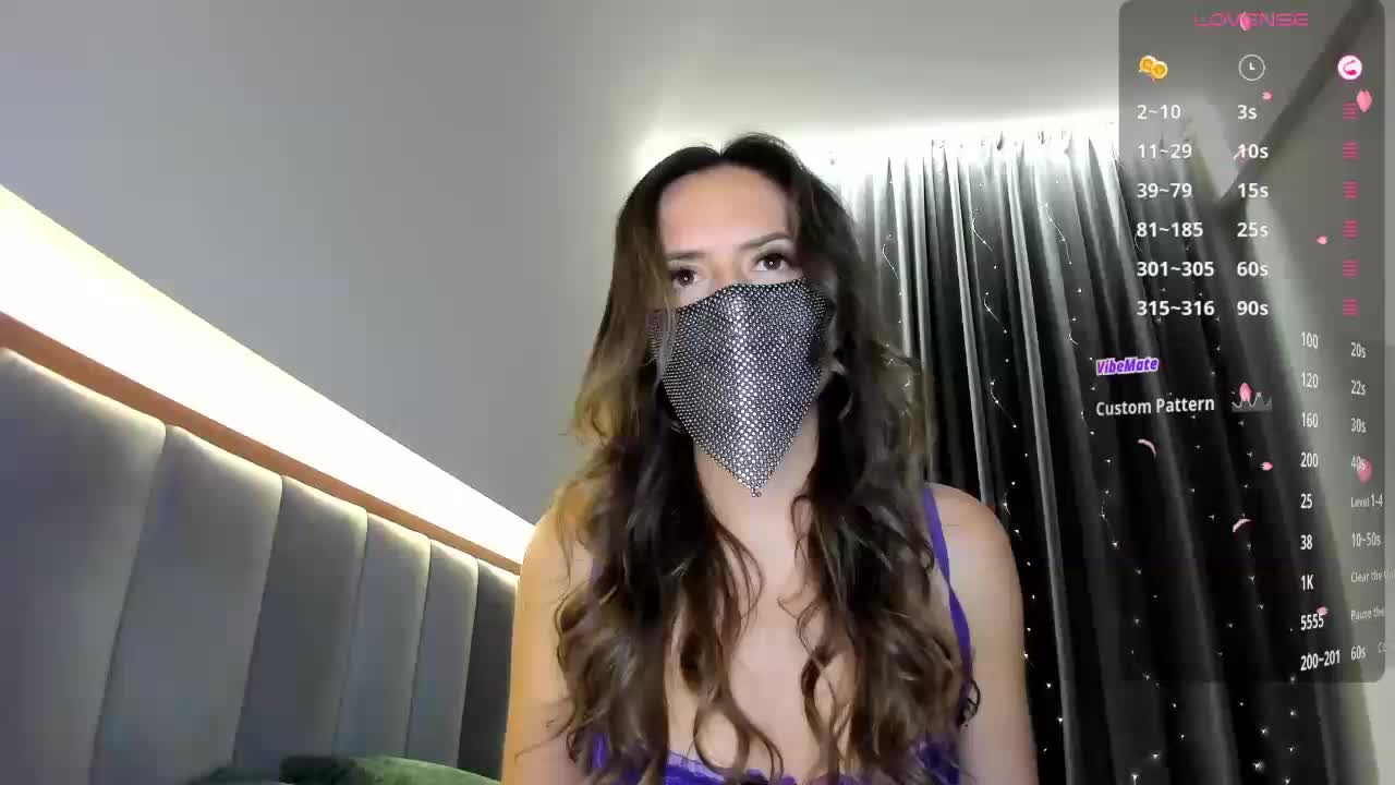 CharmAlina Live Sex December 14, 2025